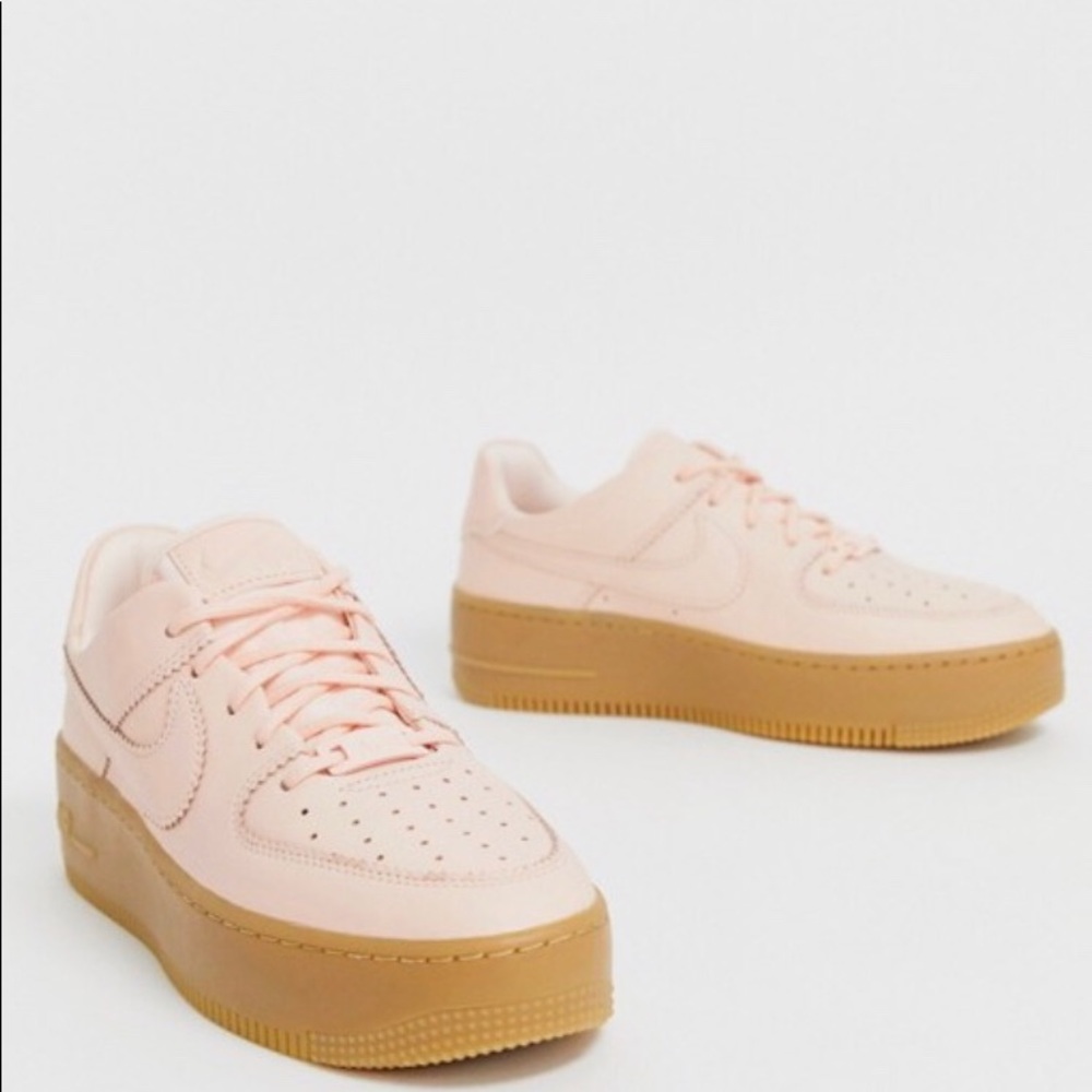🆕 Nike Airforce 1 Low Sage LX - Picture 2 of 7